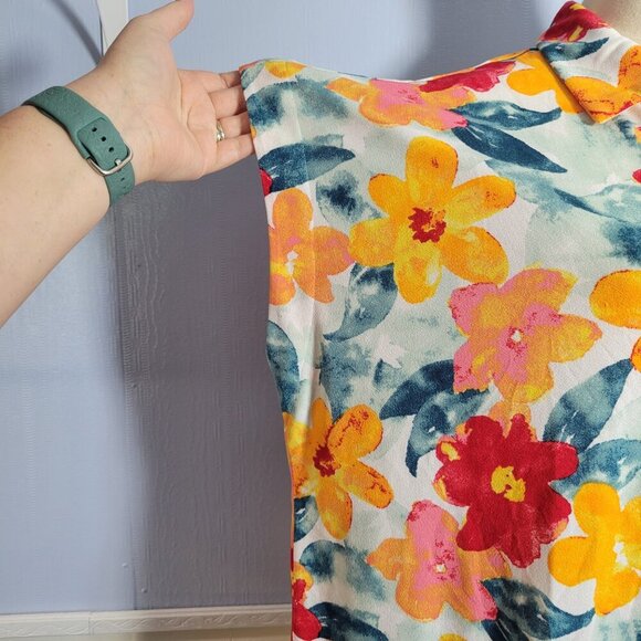 Lularoe Extra Large Orange Red Colorful Floral Collared Button Shortsleeve Shirt - Picture 5 of 9